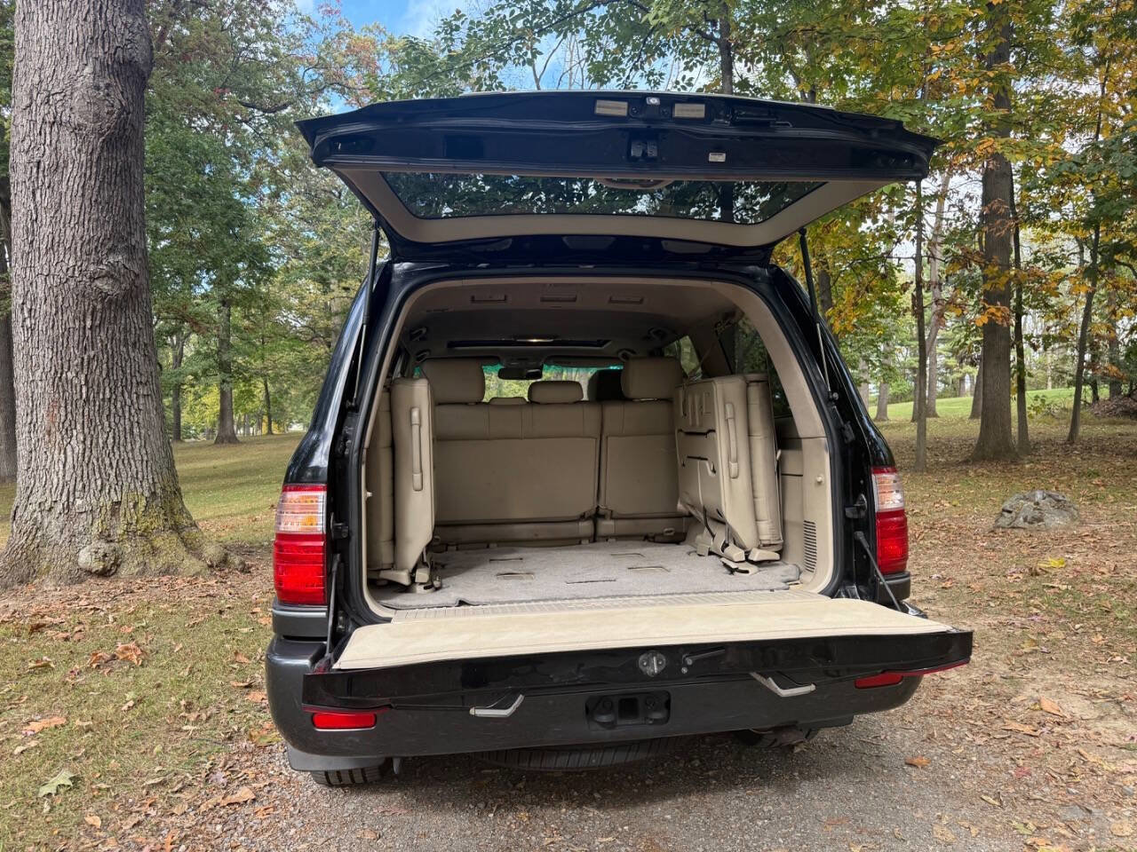 Used 2004 Lexus LX 470 4WD image 55