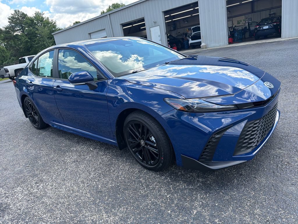 New 2026 Toyota Camry SE FWD image 7