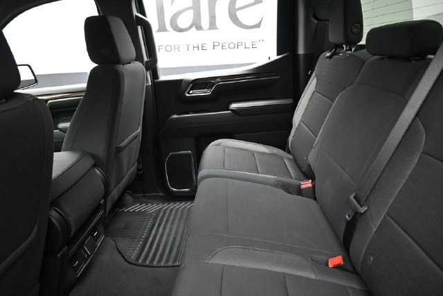 Used 2024 Chevrolet Silverado 1500 LT AWD/4WD image 23