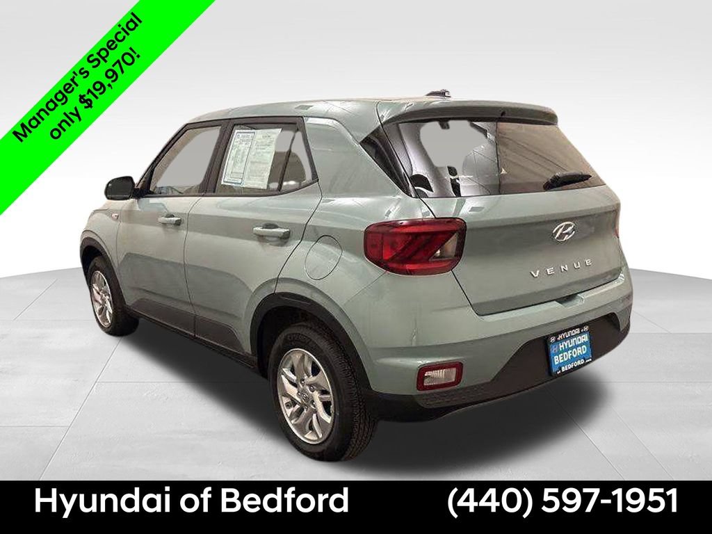 Certified 2026 Hyundai Venue SE FWD image 8