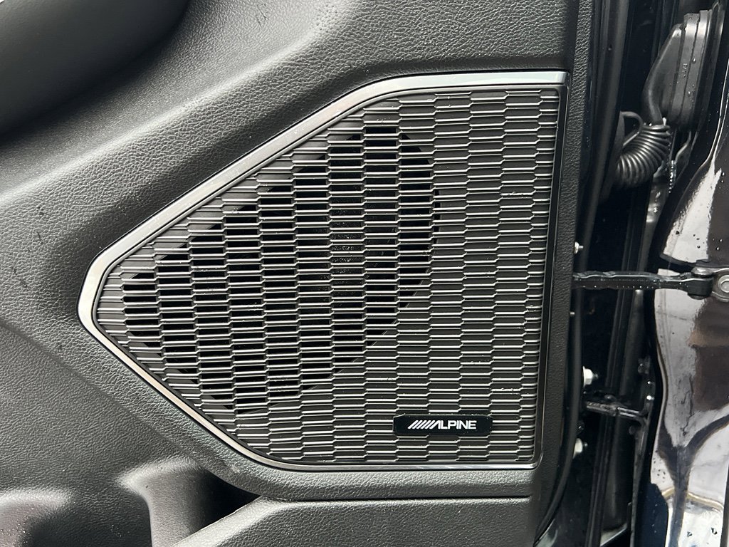 Used 2024 Jeep Grand Cherokee Overland w/ Adv Protech Group III image 14