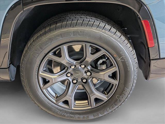 New 2026 Jeep Grand Wagoneer Limited AWD/4WD image 9