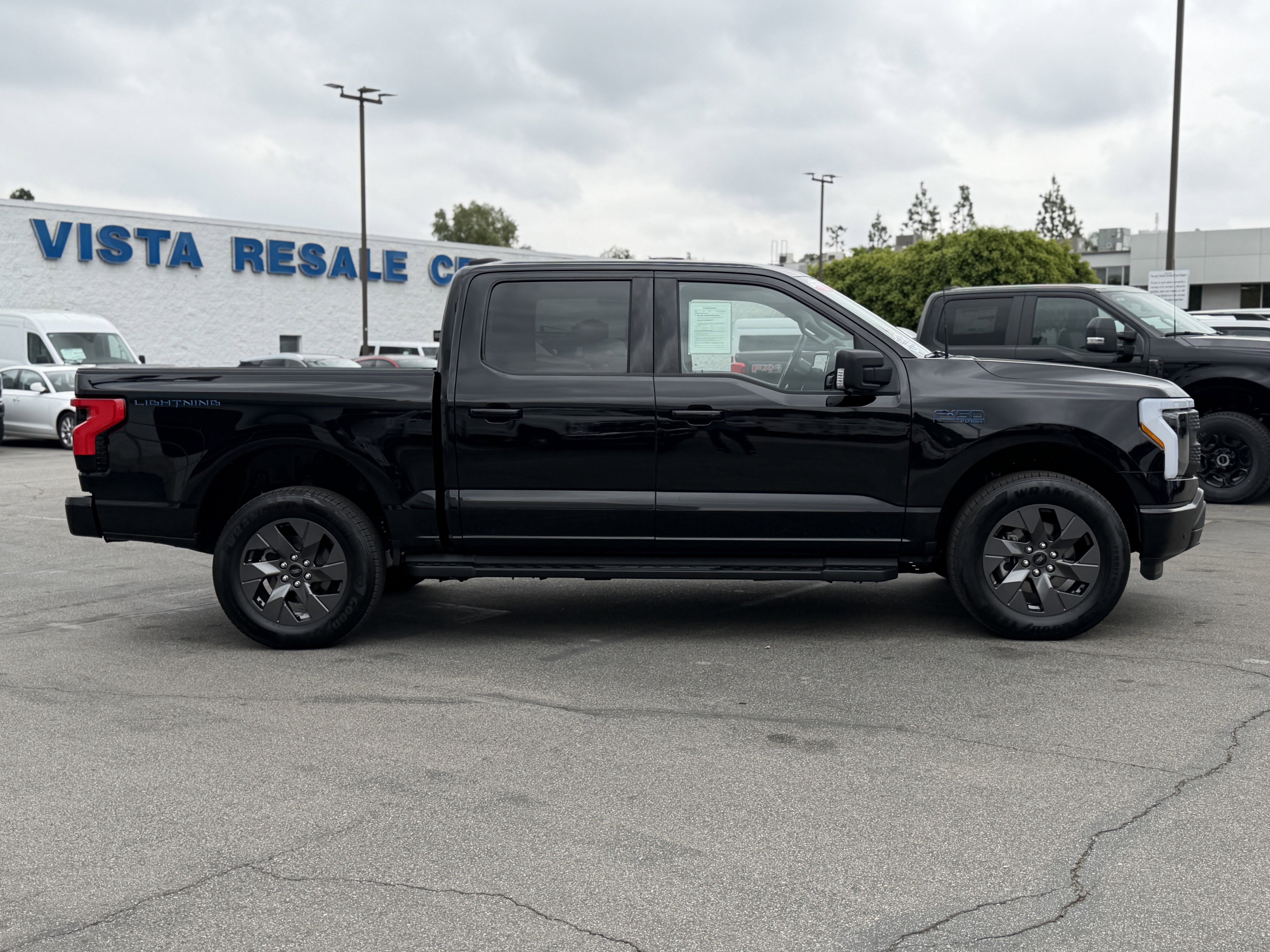 Certified 2024 Ford F150 Lightning Flash AWD/4WD image 8