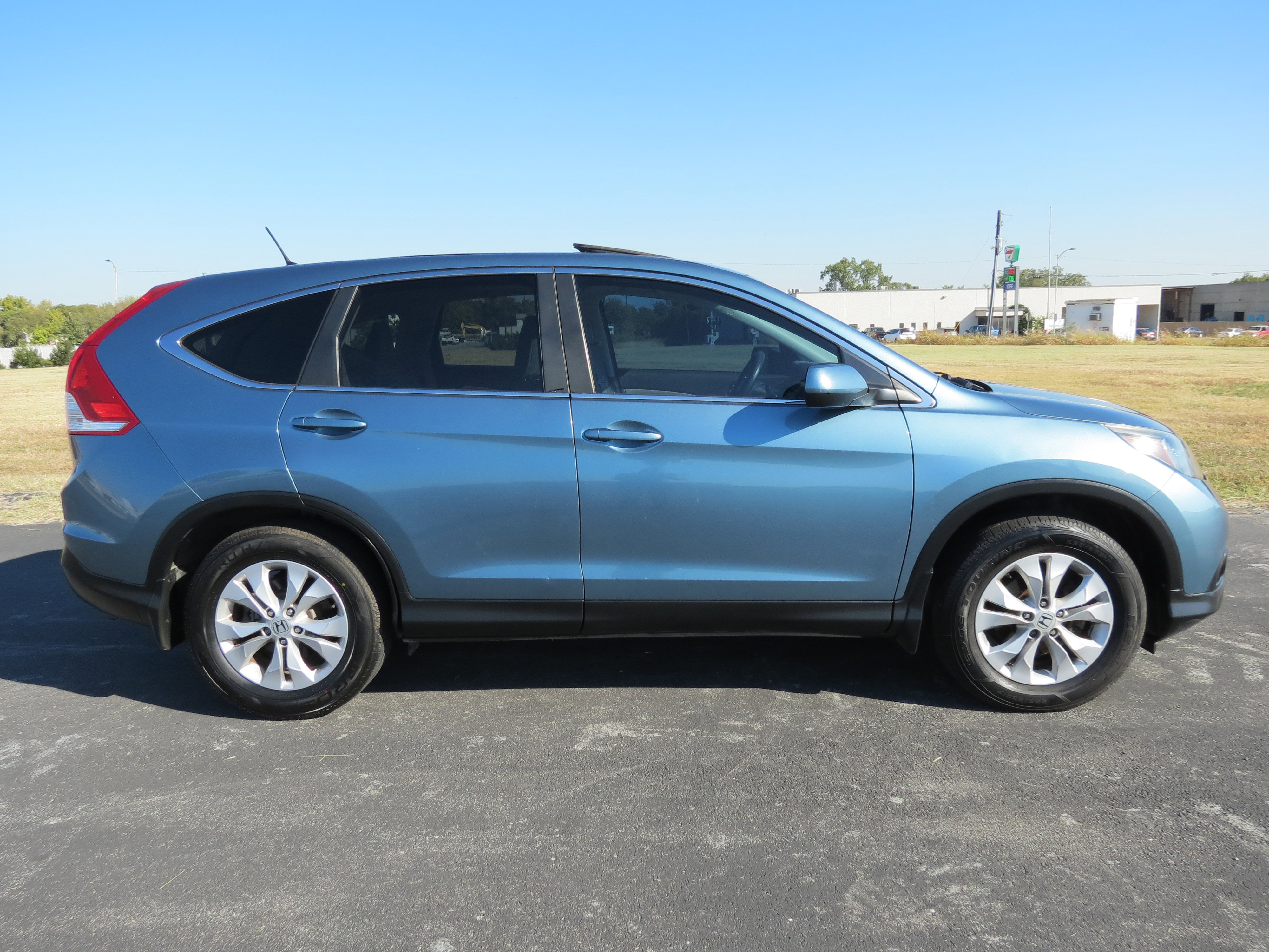 Used 2013 Honda CR-V EX image 4