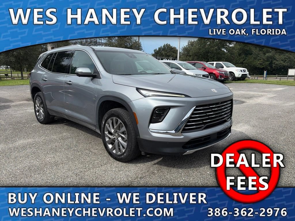 Used 2025 Buick Enclave Preferred FWD image 1