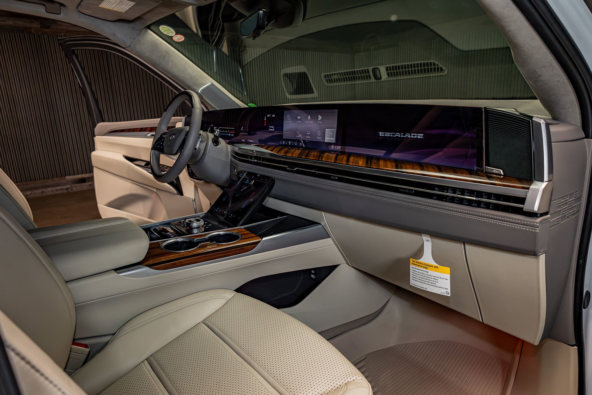 Used 2026 Cadillac Escalade ESV Platinum Sport w/ LPO, Floor Liner Package image 14