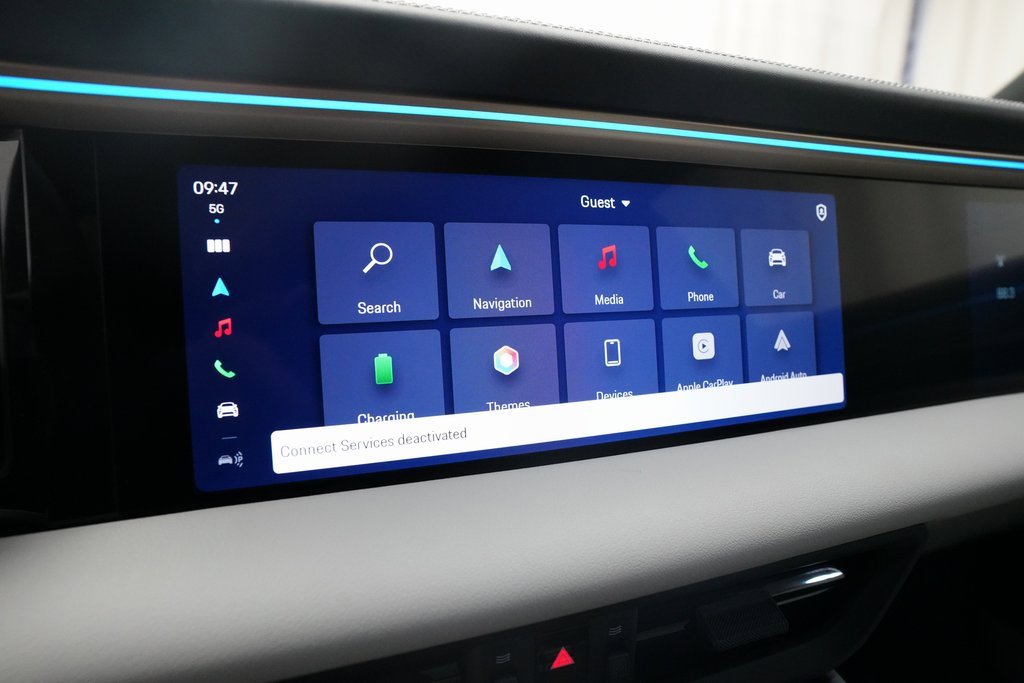 Used 2024 Porsche Macan 4 Electric image 25