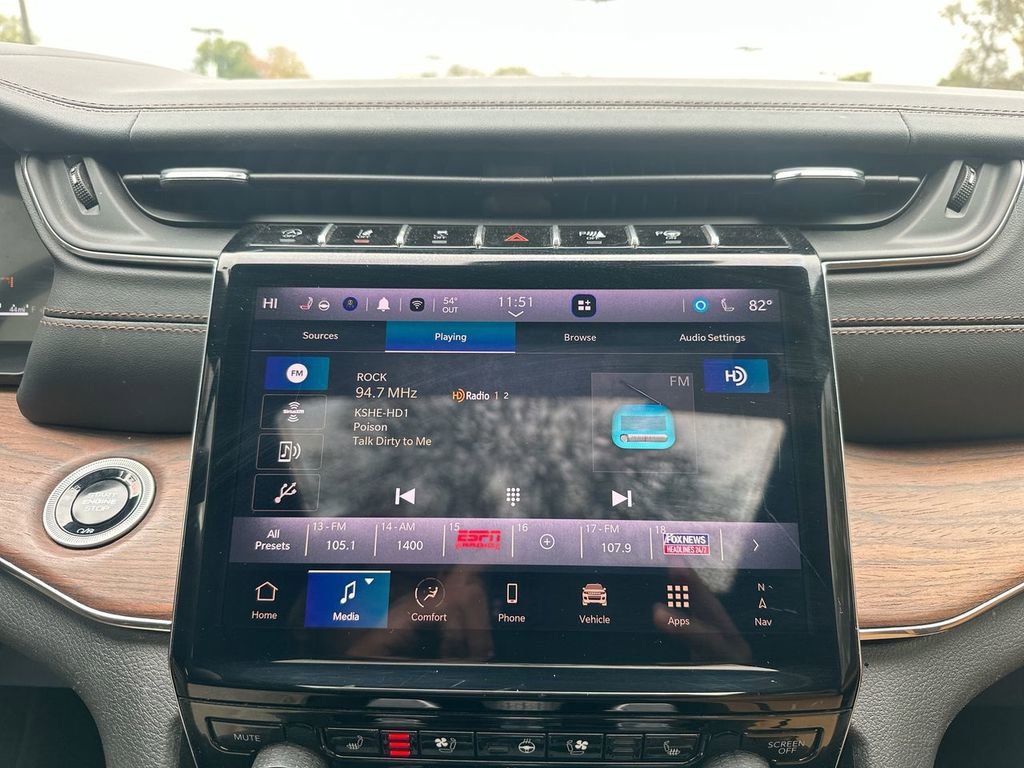 Used 2024 Jeep Grand Cherokee L Summit w/ High Altitude Package image 44