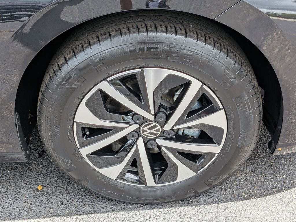 Used 2025 Volkswagen Jetta S FWD image 33