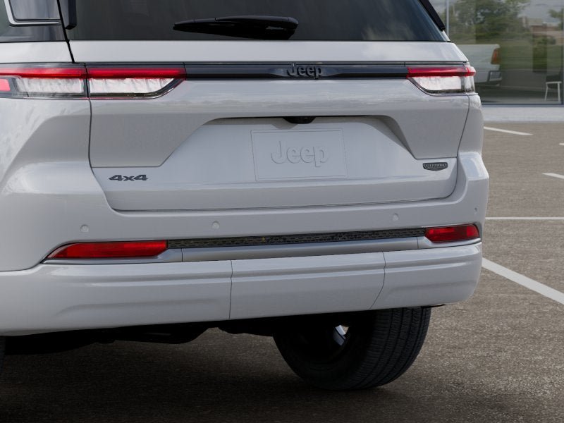 New 2026 Jeep Grand Cherokee Summit w/ Obsidian Package AWD/4WD image 39