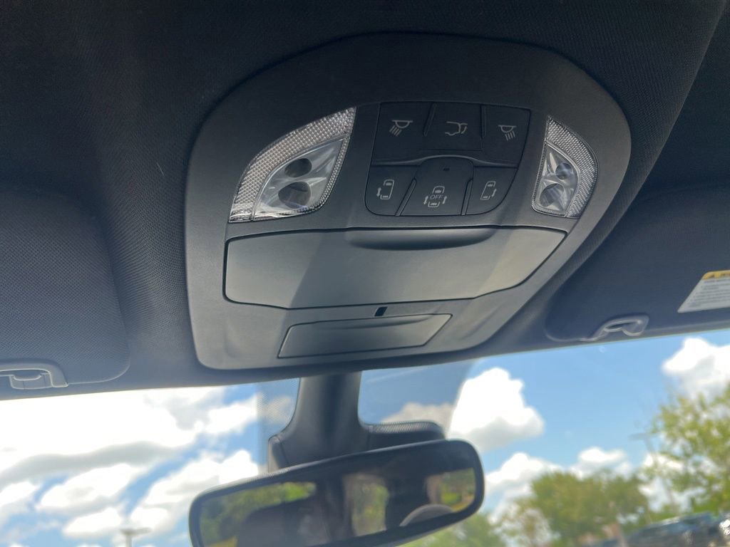 Used 2024 Chrysler Pacifica Touring-L w/ S Appearance Package FWD image 64