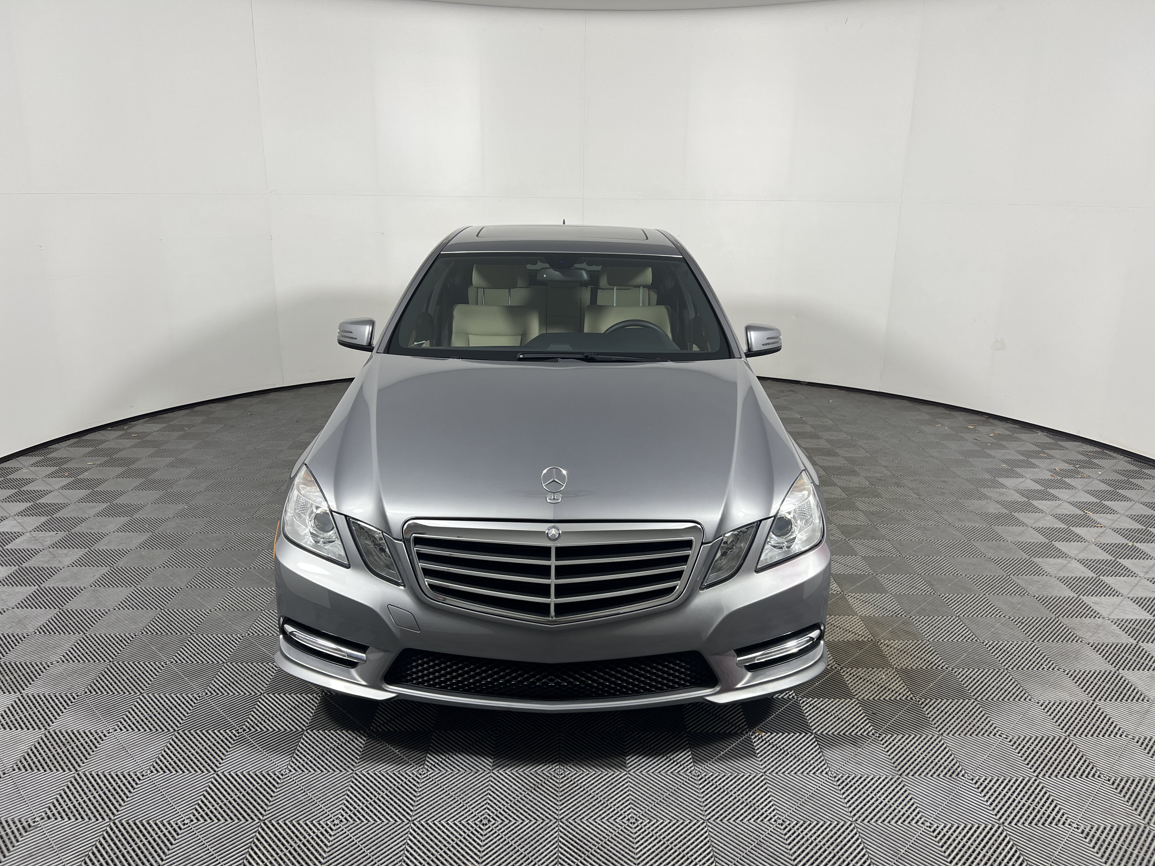 Used 2012 Mercedes-Benz E 350 Sedan image 8