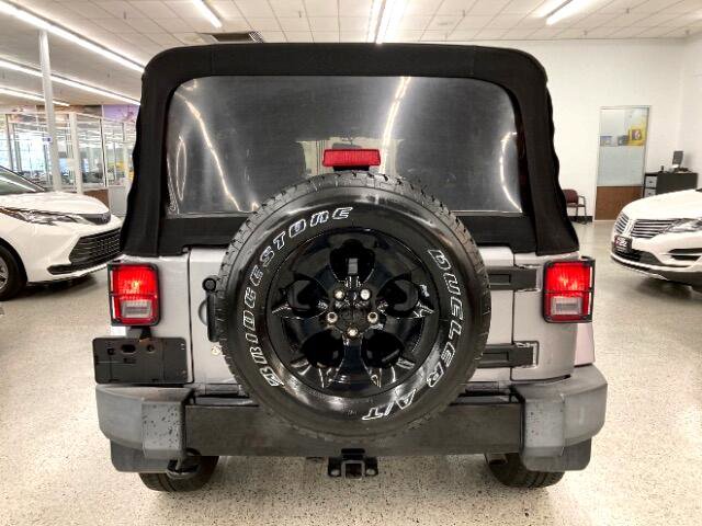 Used 2015 Jeep Wrangler Unlimited Sahara w/ Dual Top Group image 6