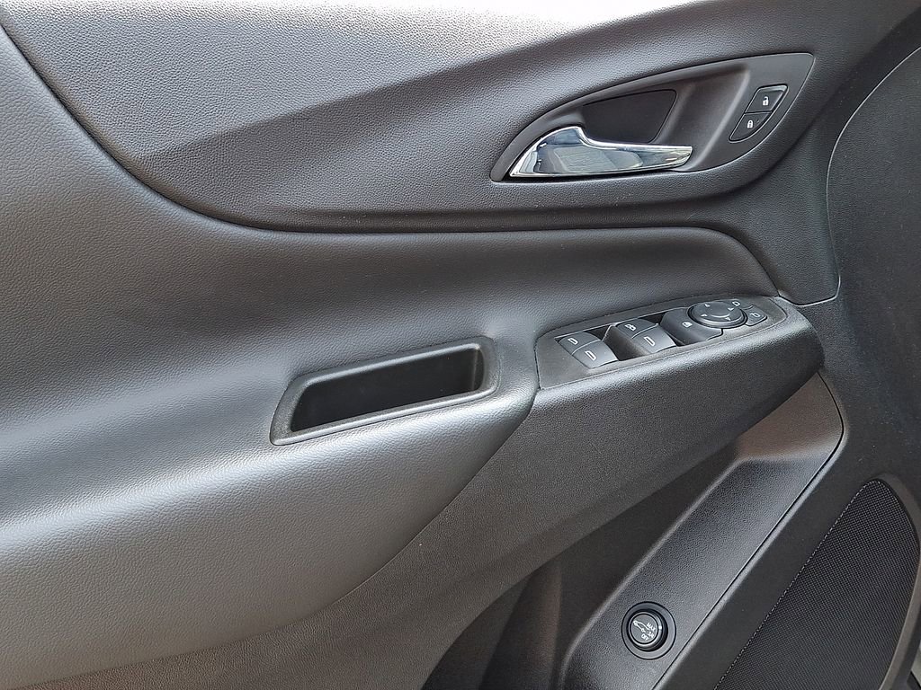 Used 2024 Chevrolet Equinox LT image 12