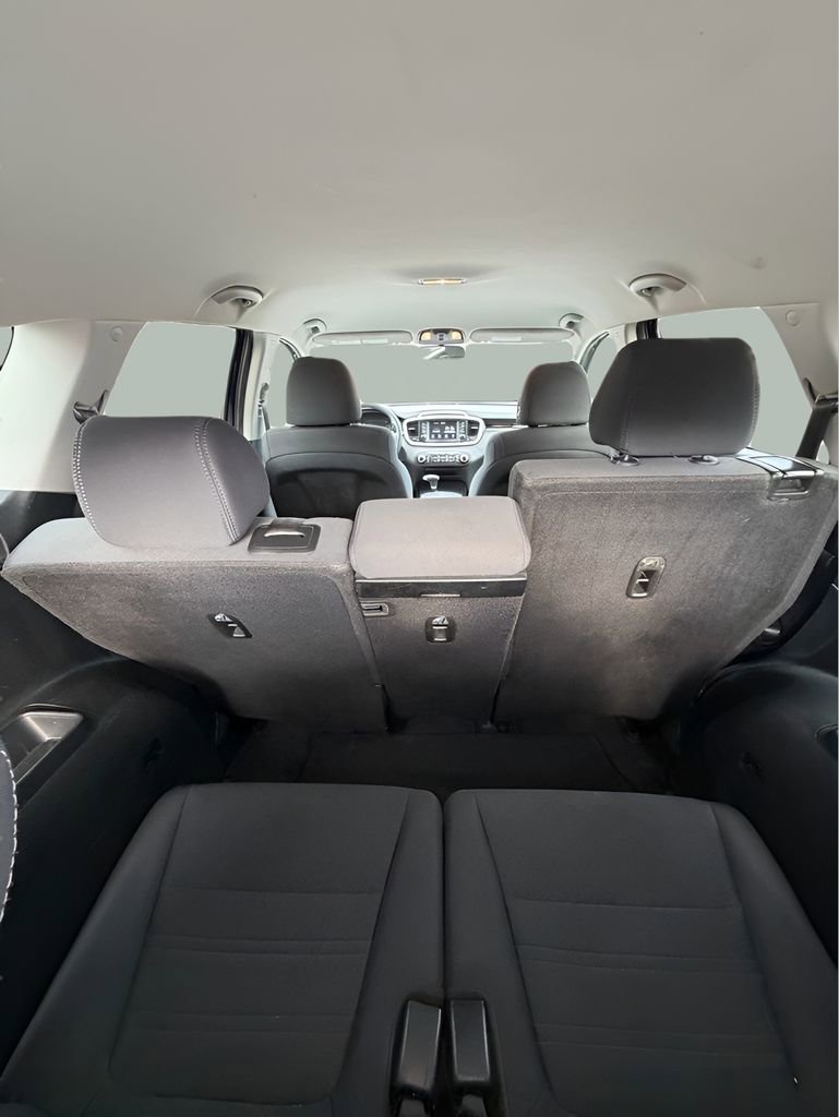 Used 2020 Kia Sorento AWD V6 image 14