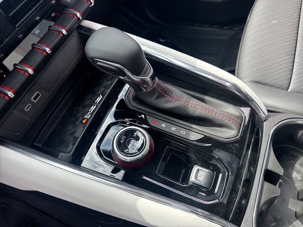 New 2026 GMC Canyon AT4X AWD/4WD image 17