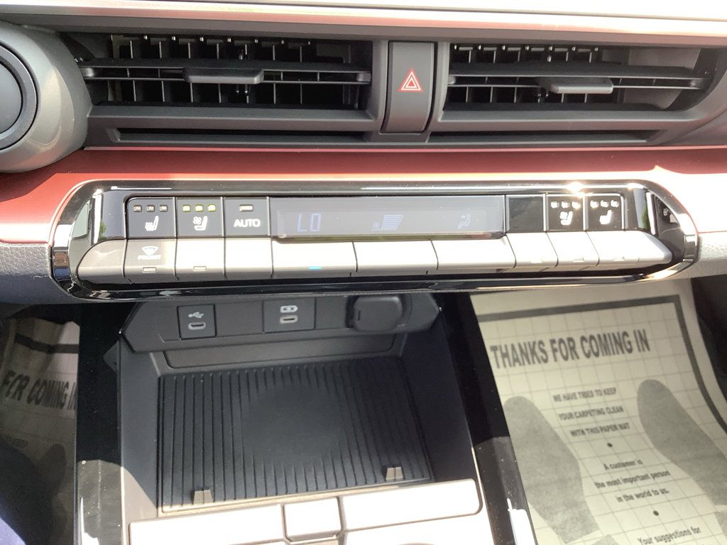 New 2025 Toyota Prius XSE PREMIUM w/ Limited Premium Package image 18