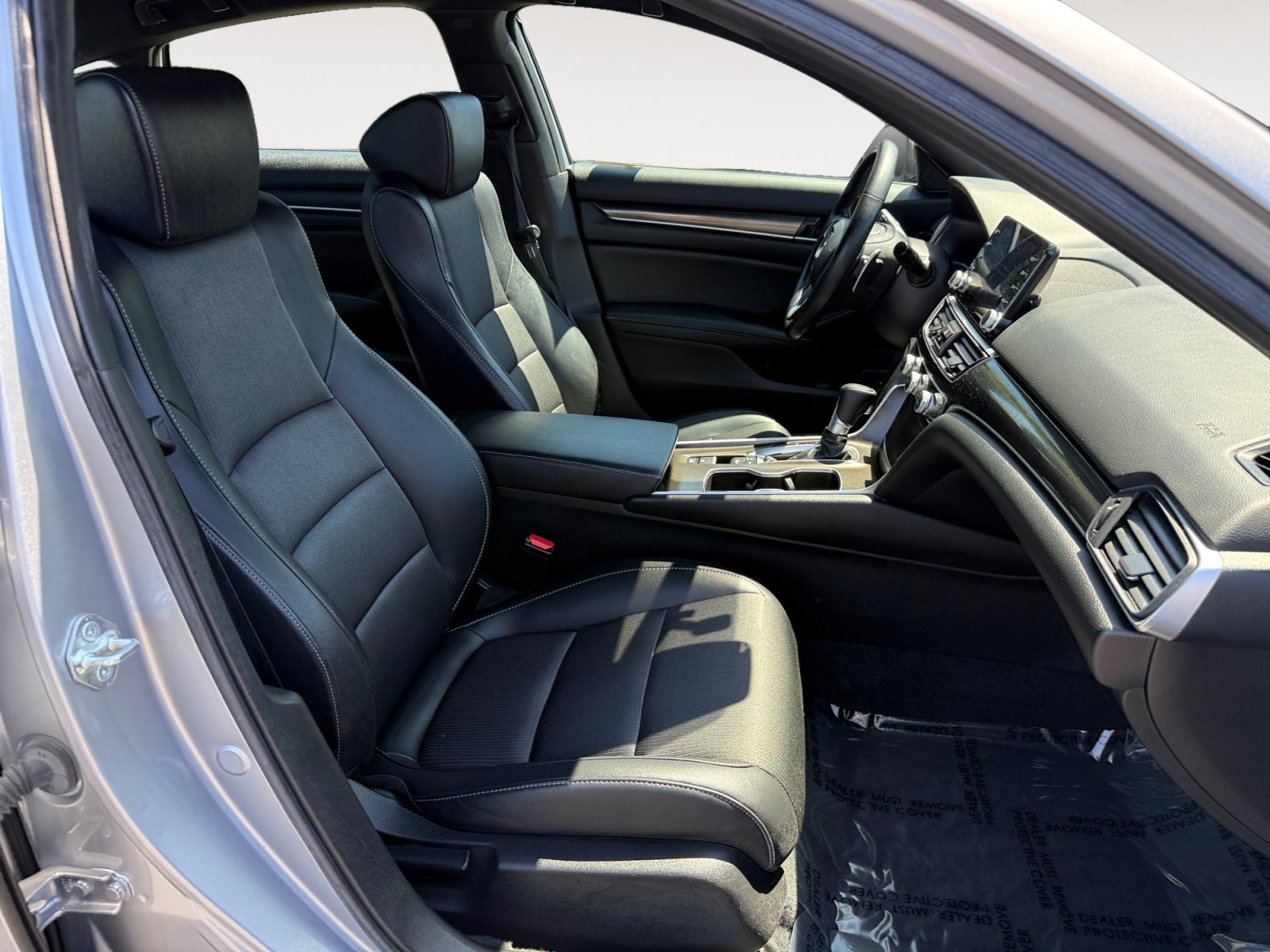 Used 2022 Honda Accord Sport image 19