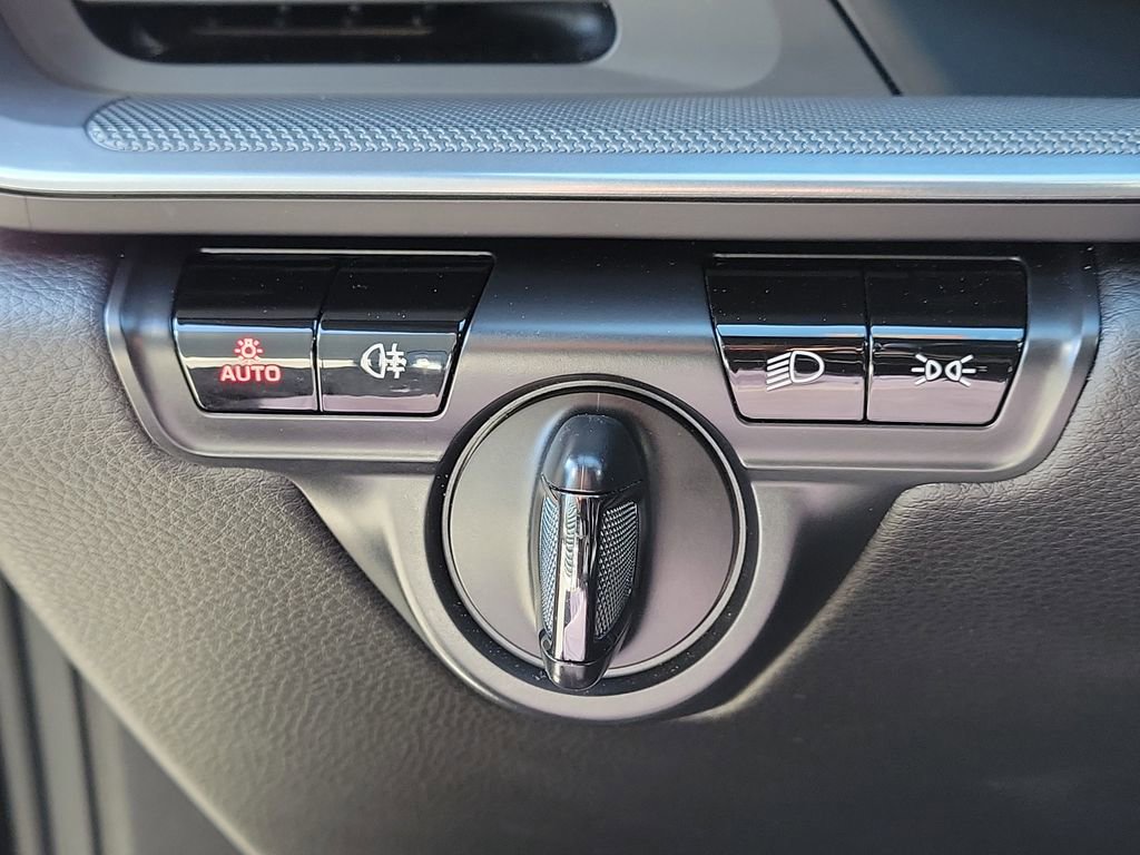 Certified 2021 Porsche 911 Carrera image 42