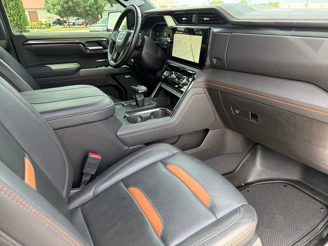 Used 2025 GMC Sierra 1500 AT4 w/ AT4 Premium Package AWD/4WD image 25