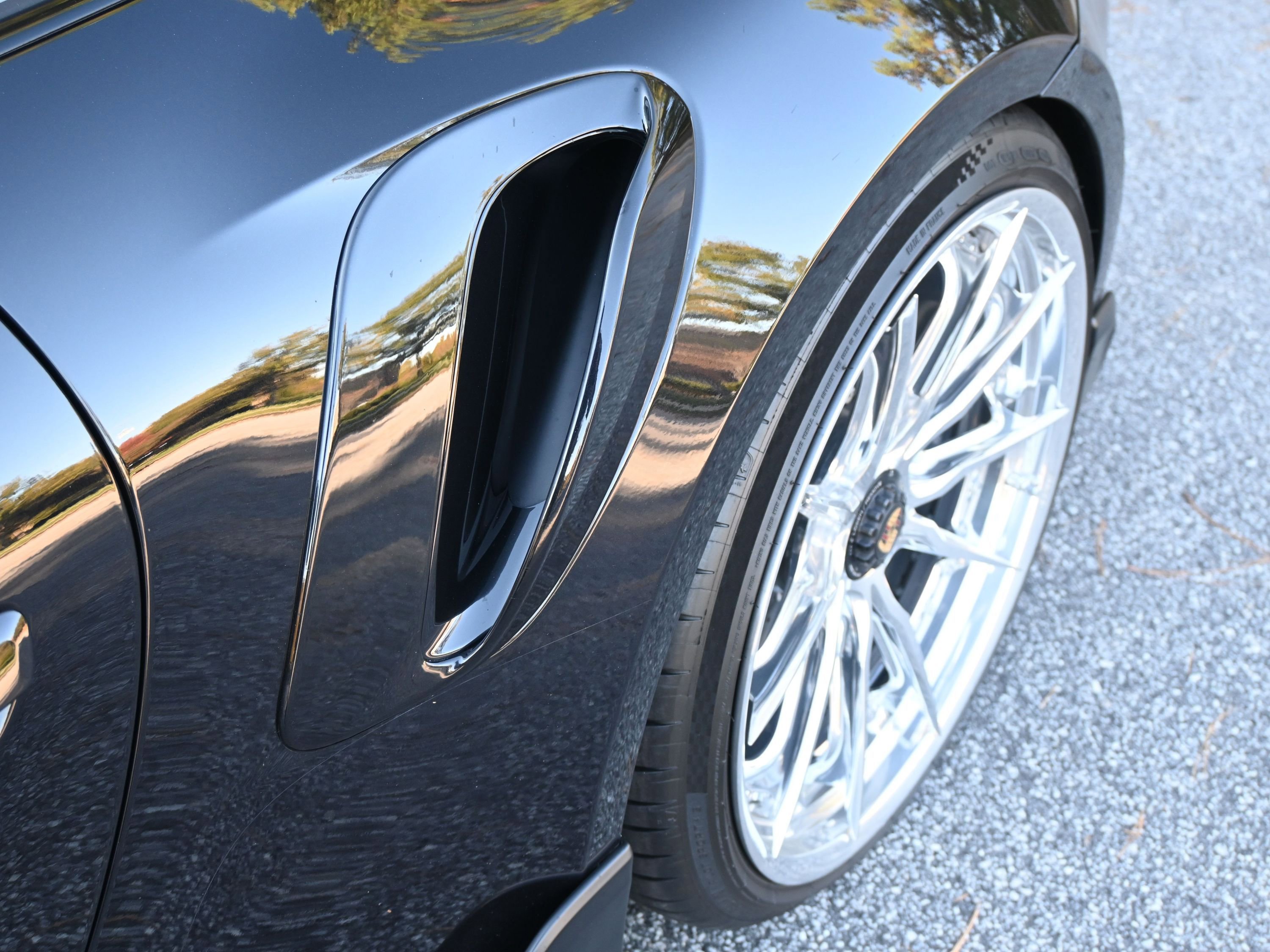 Used 2024 Porsche 911 Turbo S image 19