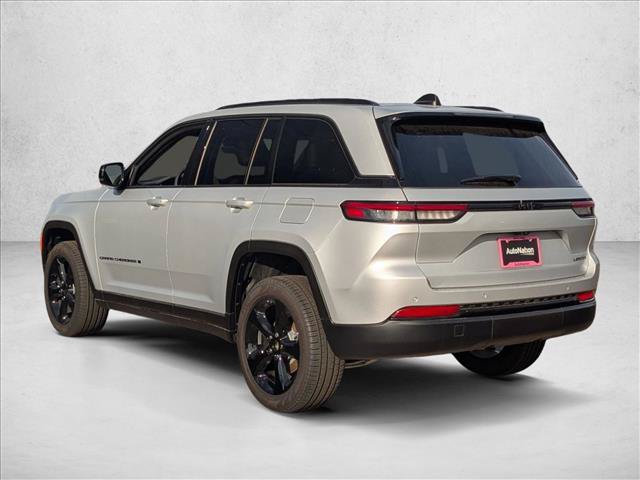 New 2025 Jeep Grand Cherokee Limited w/ Black Appearance Package RWD image 9