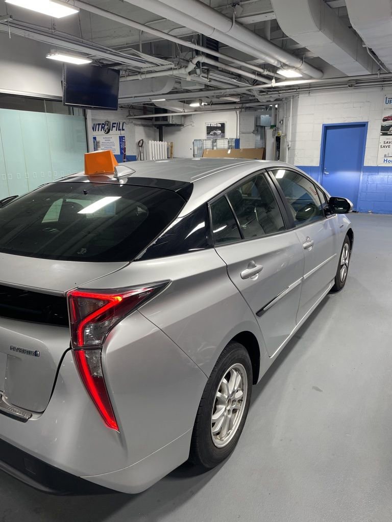 Used 2016 Toyota Prius Three w/ Protection Package FWD image 5
