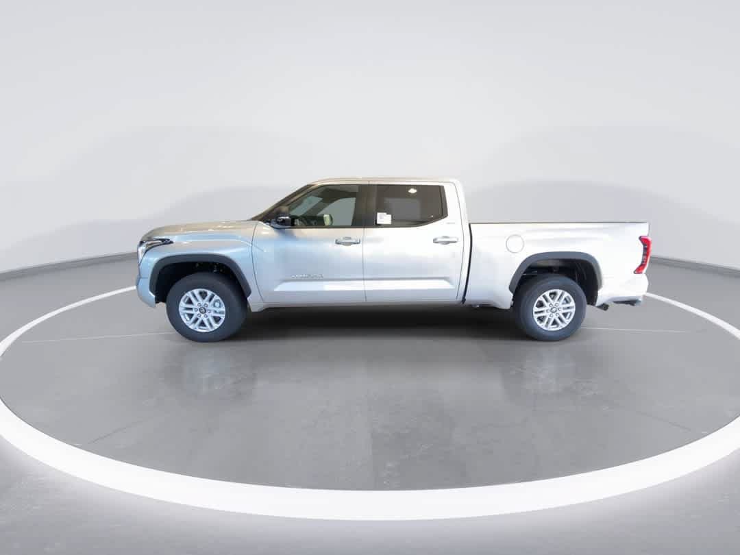 New 2026 Toyota Tundra SR5 w/ SR5 Premium Package AWD/4WD image 5