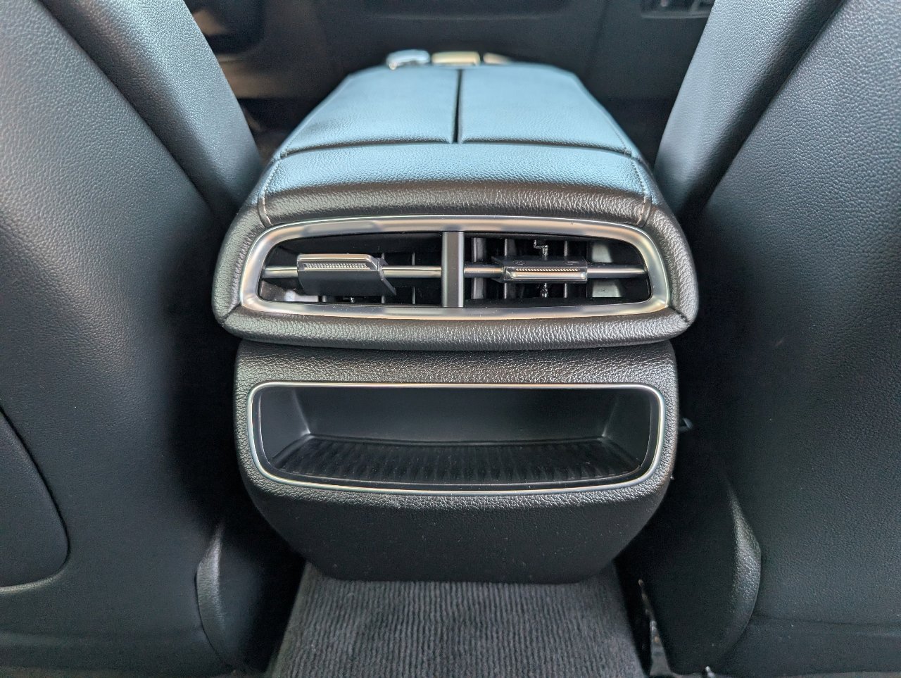 Used 2023 Genesis G80 2.5T image 7