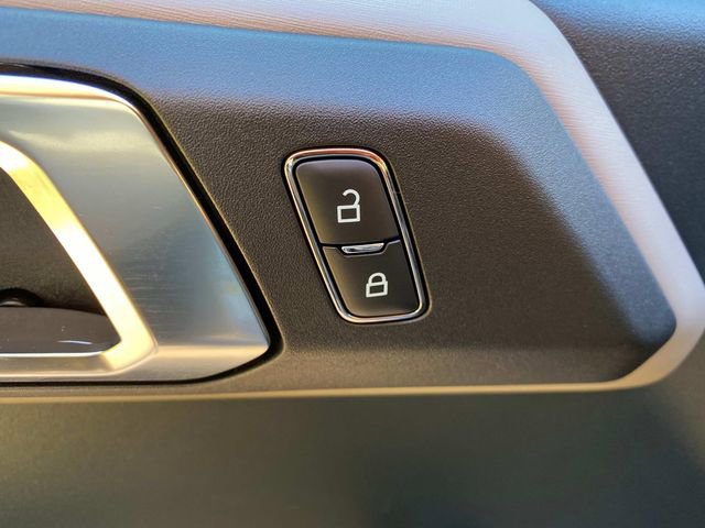 Used 2024 Ford Bronco Wildtrak image 14