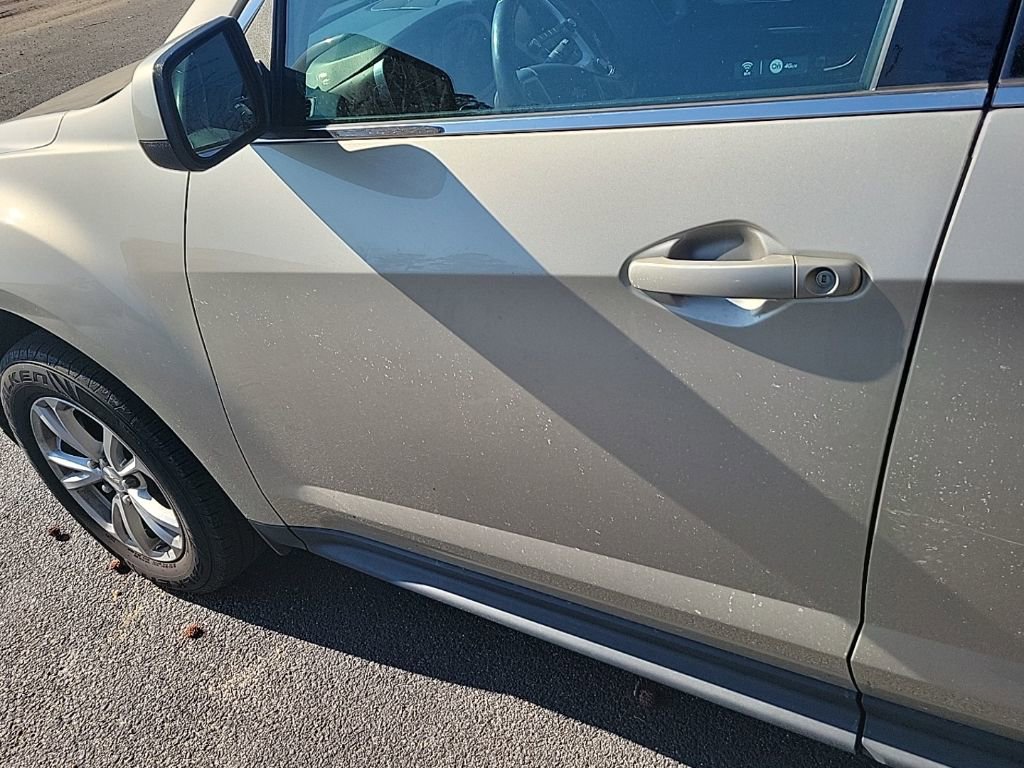 Used 2016 Chevrolet Equinox LT w/ Convenience Package image 16