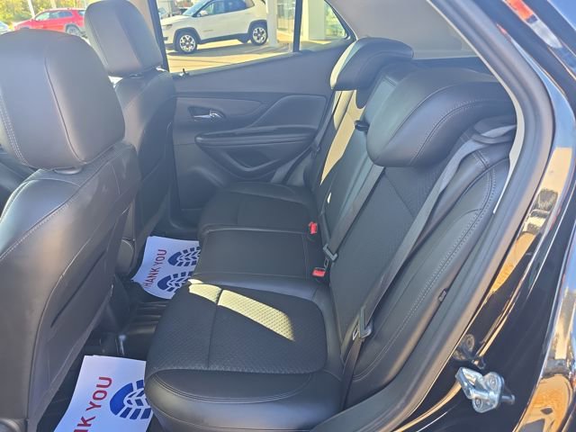 Used 2022 Buick Encore Preferred image 24