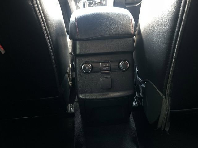 Used 2018 Ford Explorer XLT w/ Equipment Group 202A image 19