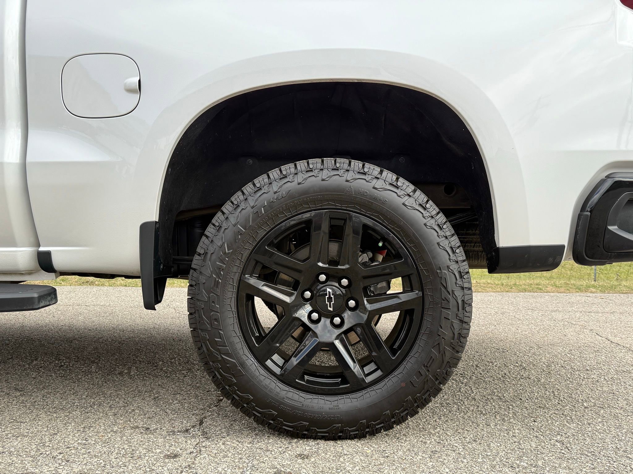 Used 2024 Chevrolet Silverado 1500 LT Trail Boss w/ Protection Package image 16