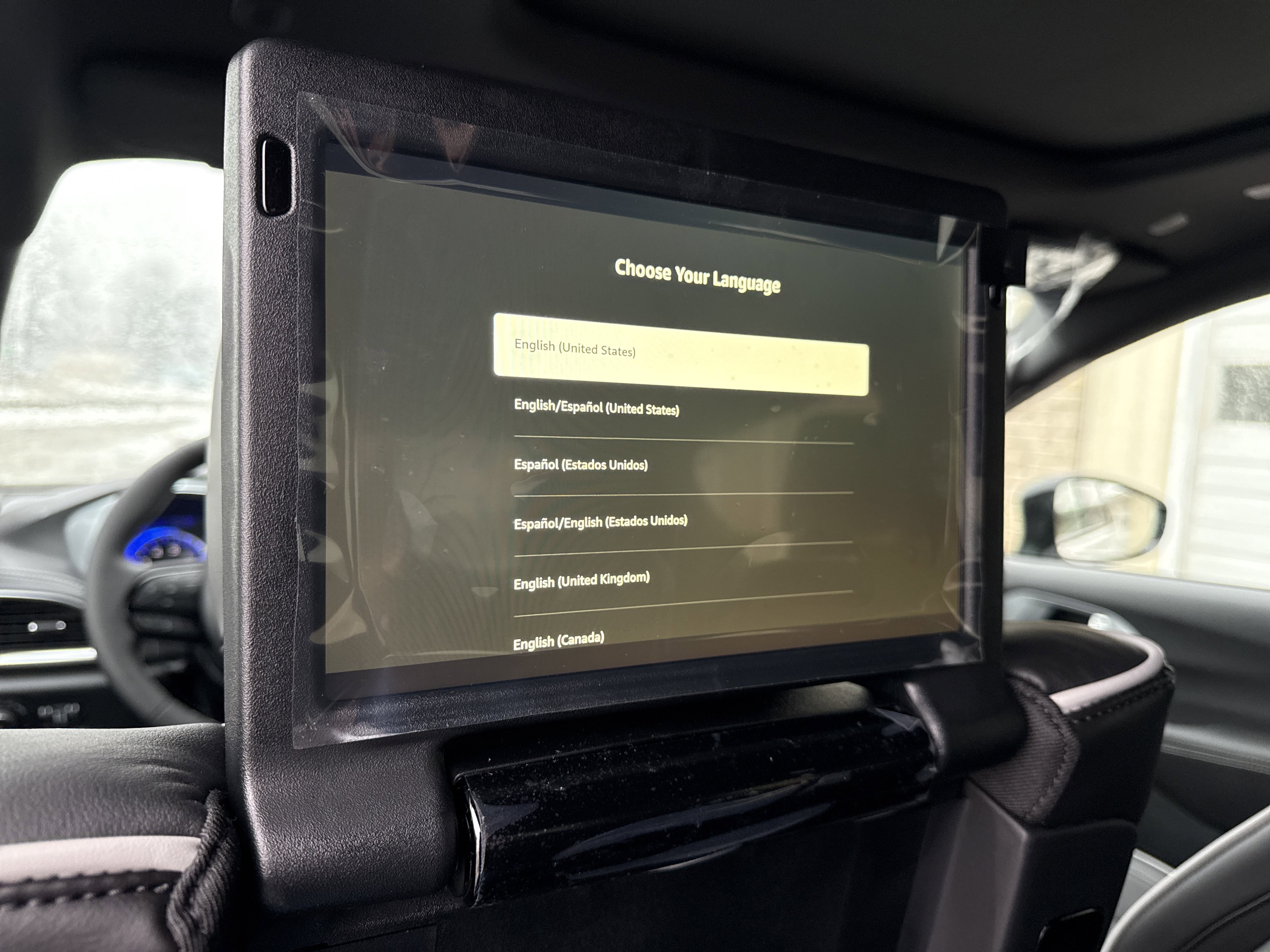 New 2026 Chrysler Pacifica Limited w/ Uconnect Theater Family Group image 35