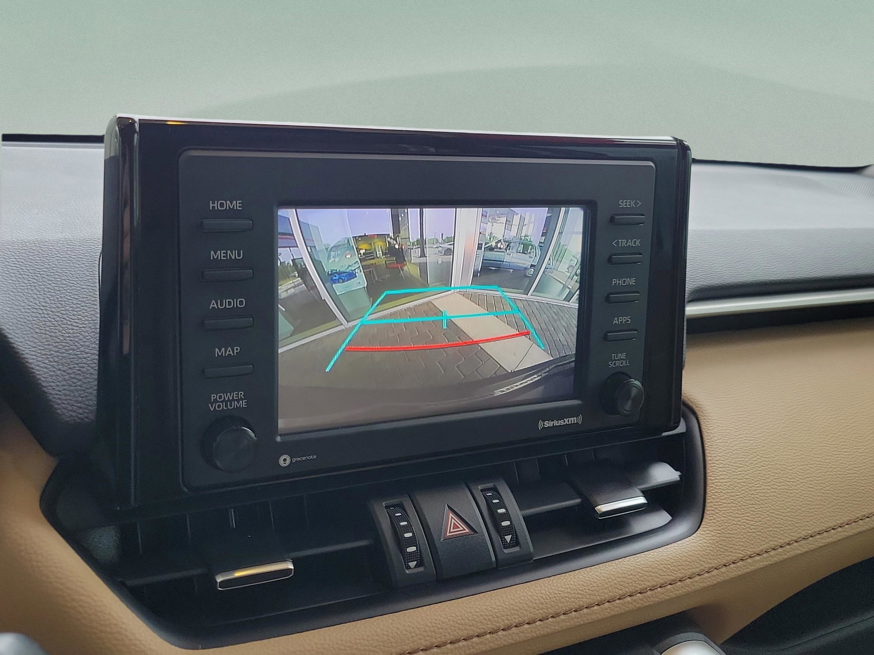 Used 2022 Toyota RAV4 XLE Premium image 19