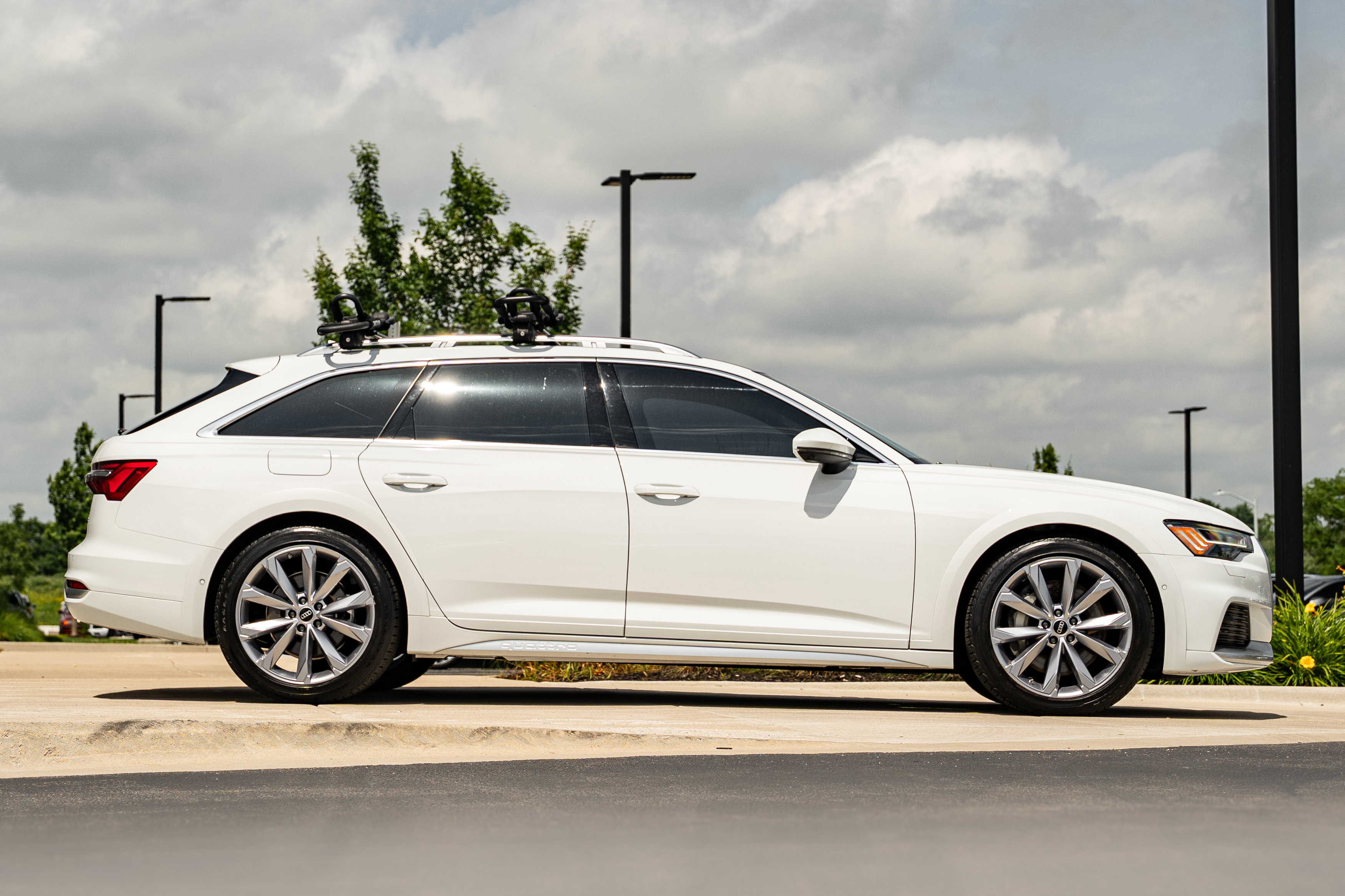 Certified 2025 Audi A6 3.0T allroad Prestige AWD/4WD image 3
