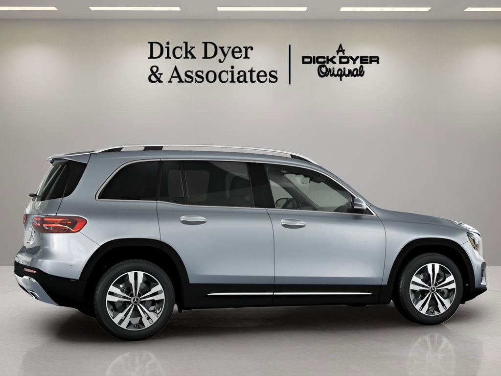 Used 2026 Mercedes-Benz GLB 250 image 7