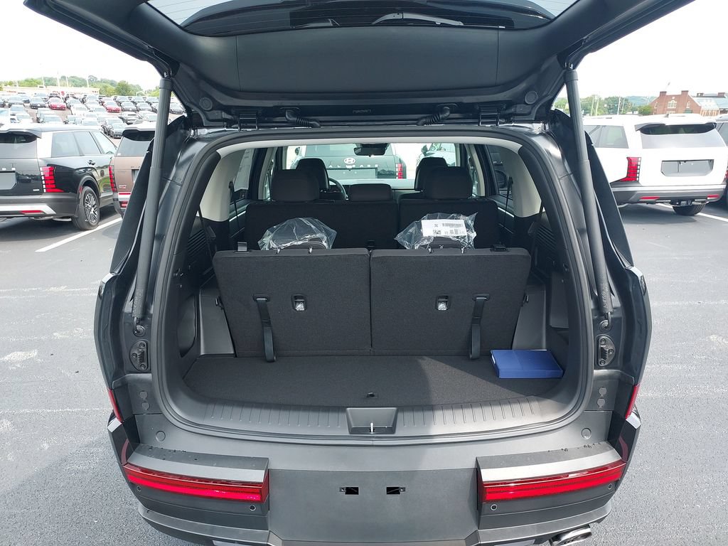 New 2027 Hyundai Santa Fe SE FWD image 9