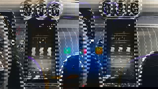 Certified 2026 Mercedes-Benz GLC 300 4MATIC image 19