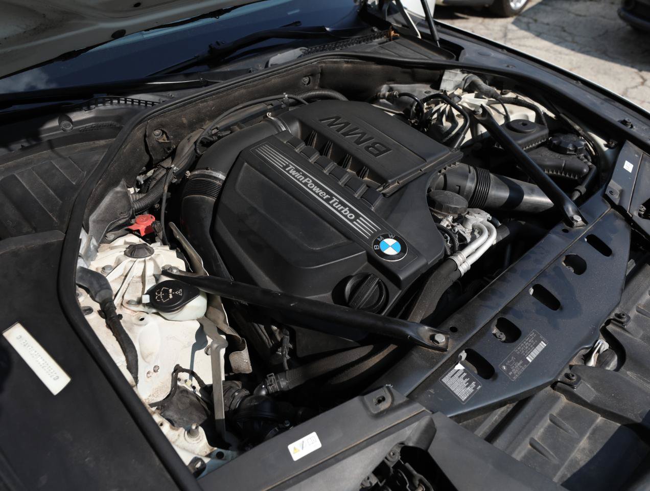 Used 2013 BMW 740Li xDrive AWD/4WD image 29