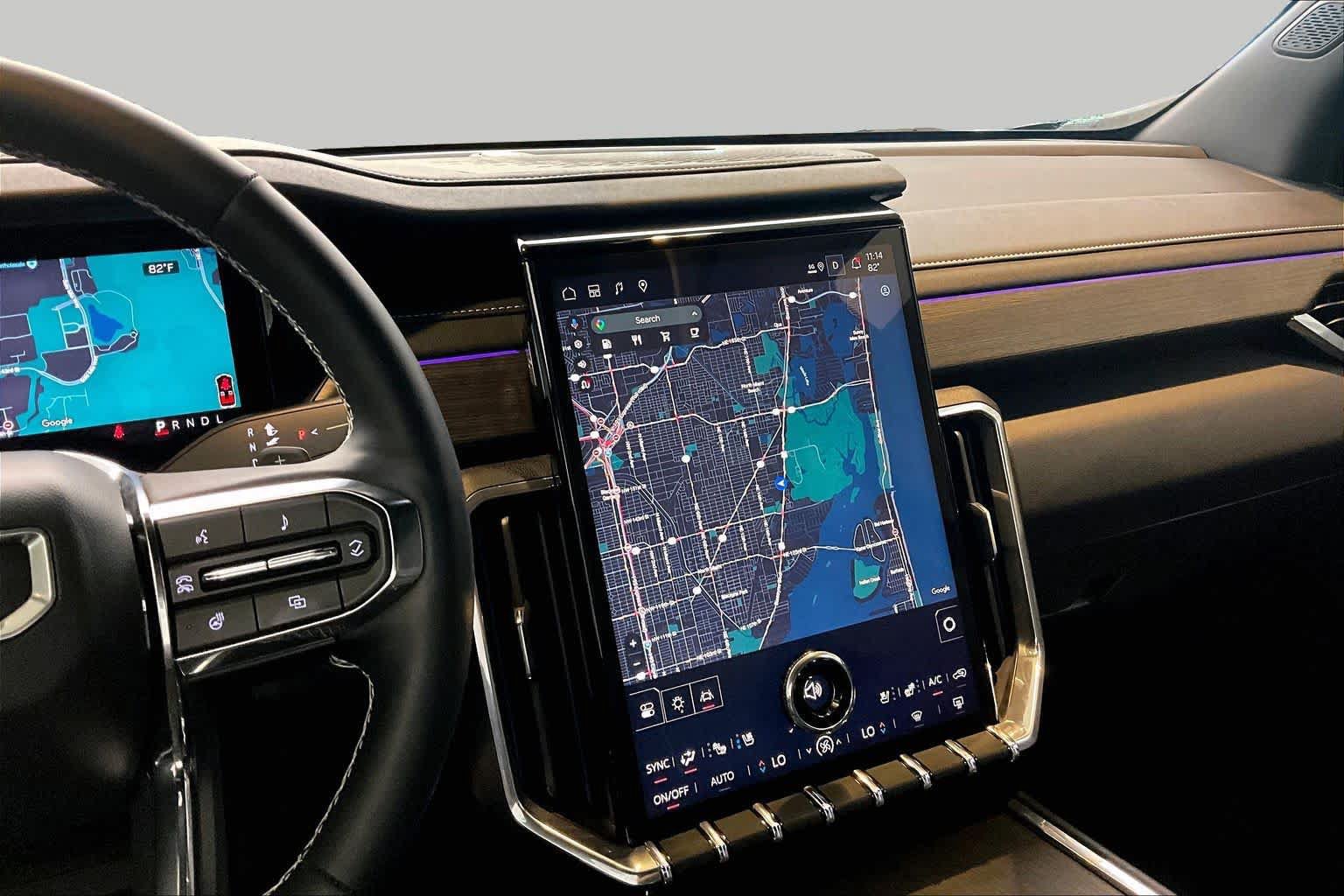 Used 2025 GMC Acadia Denali FWD image 7