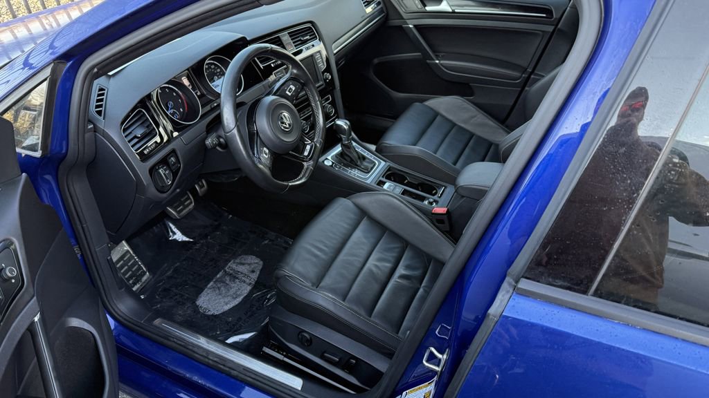 Used 2017 Volkswagen Golf R DCC & Navigation 4Motion image 3