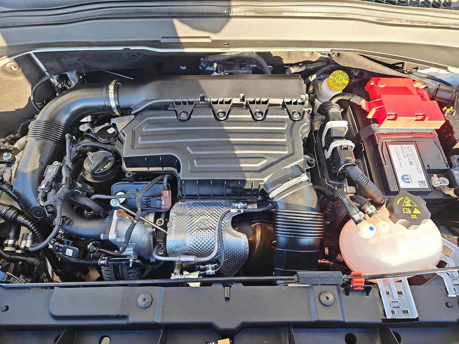 Used 2022 Jeep Renegade Latitude w/ Convenience Group AWD/4WD image 35