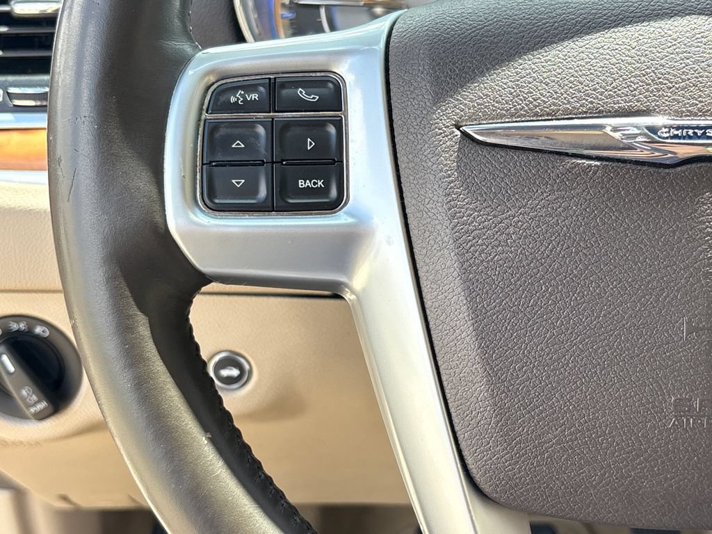 Used 2013 Chrysler 300 C w/ Light Group RWD image 19