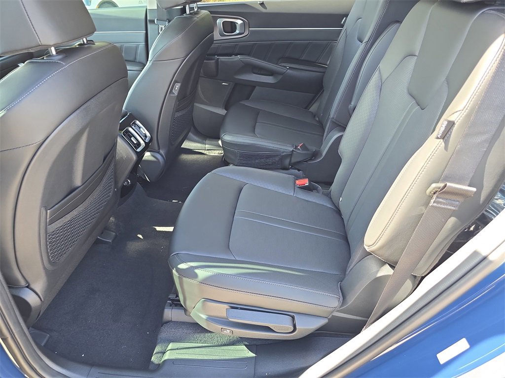 New 2026 Kia Sorento SX image 17