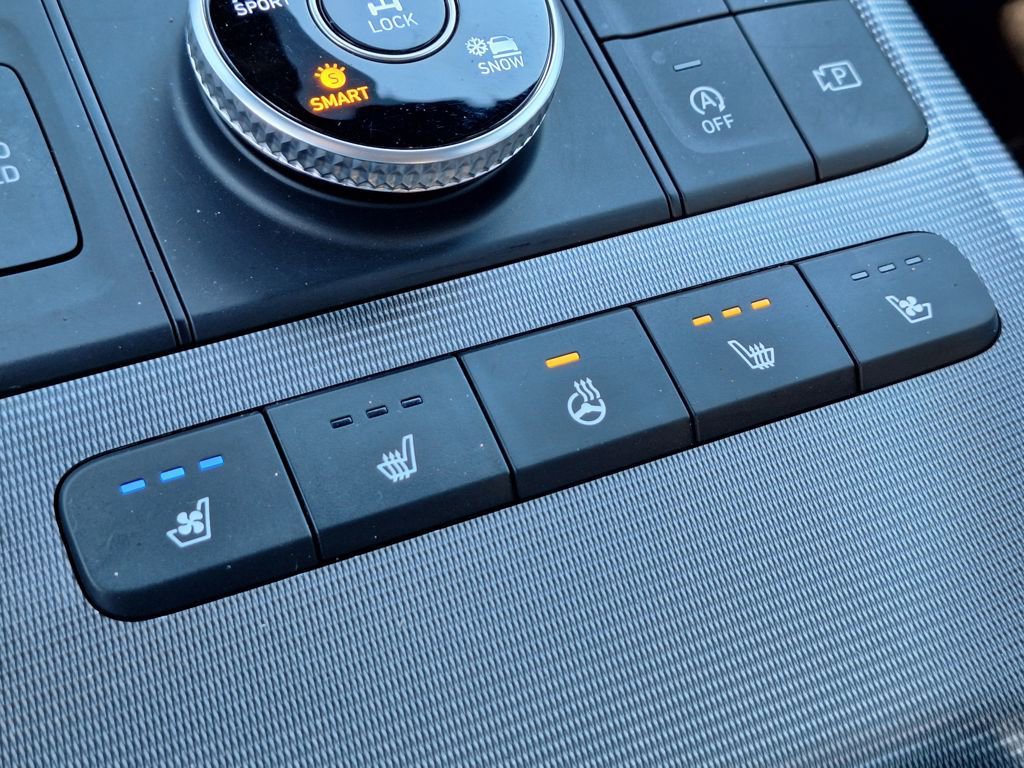 Used 2023 Hyundai Palisade Calligraphy image 21