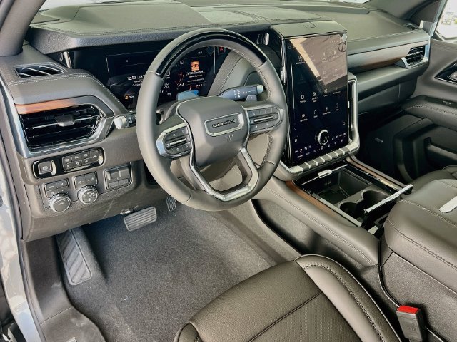 New 2027 GMC Yukon Denali w/ Denali Reserve Package AWD/4WD image 6