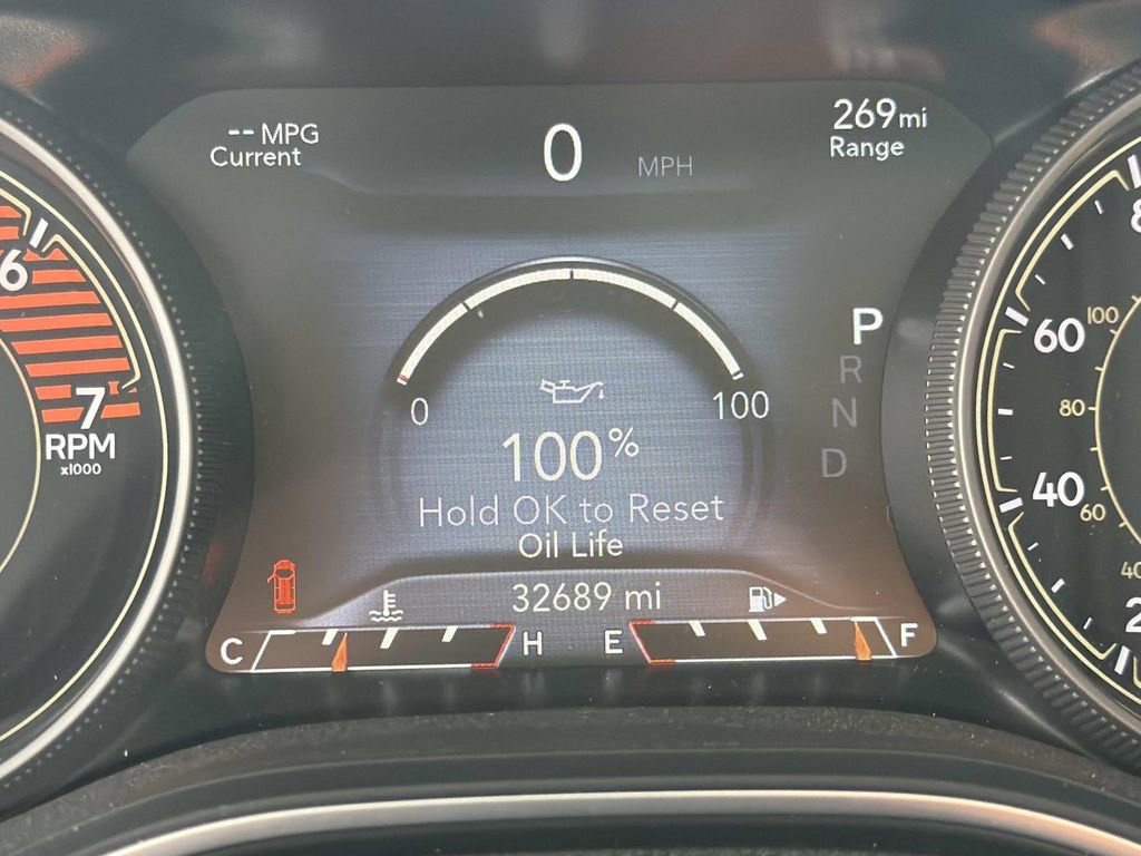 Used 2022 Jeep Cherokee Latitude Lux w/ Sun & Sound Group image 34