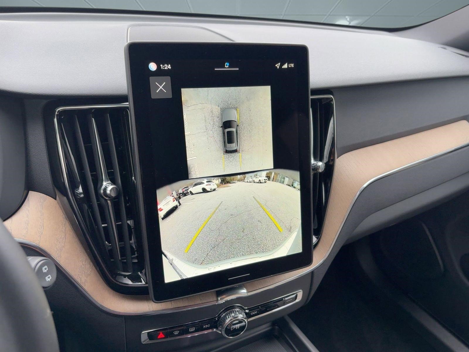 New 2026 Volvo XC60 B5 Plus w/ Climate Package image 23